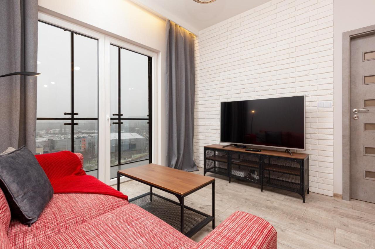 Business Center Apartments Warsaw Wola By Noclegi Renters Bagian luar foto